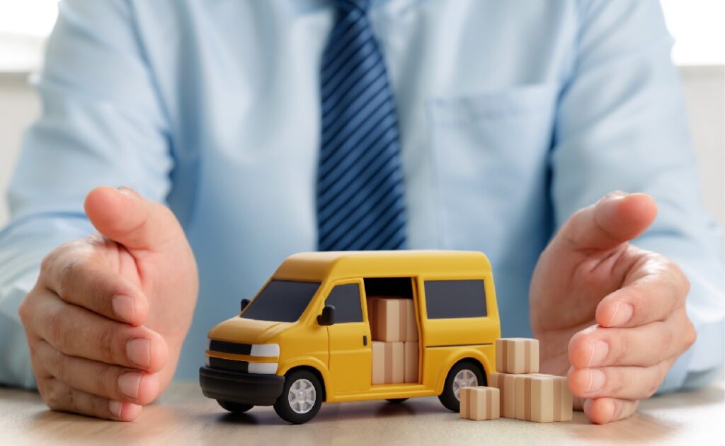 El seguro de vehículo corporativo es una protección financiera que ayuda a las empresas a protegerse en caso de un accidente, robo o pérdida de un vehículo de la empresa. 